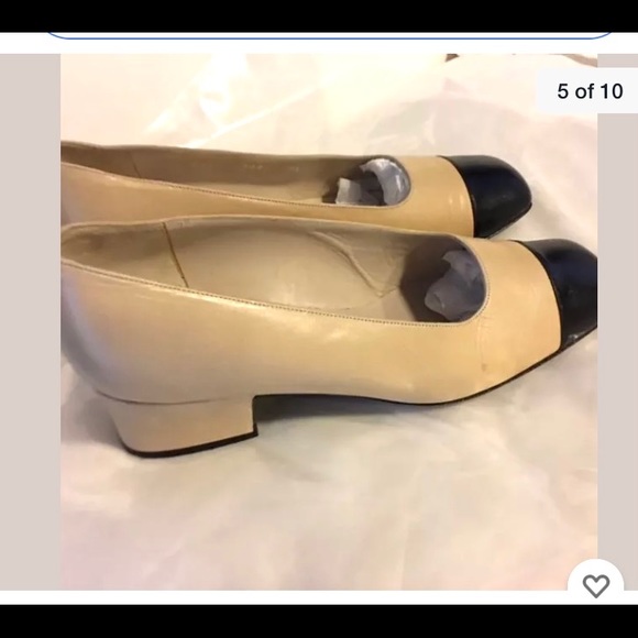 VTG CHANEL Mademoiselle Beige/Black Block Heels 6 - Picture 5 of 10